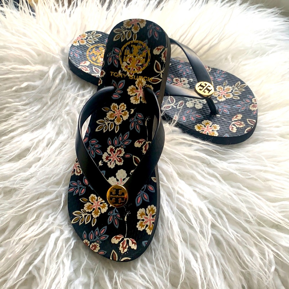 Tory Burch flip flops size 6